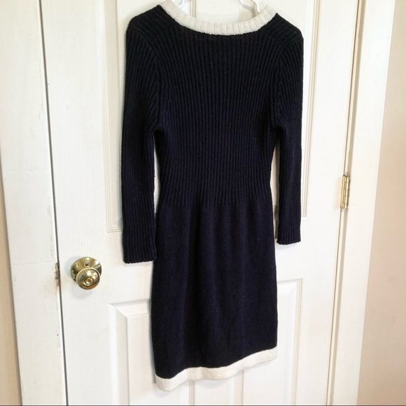 Free People Black V-Neck Long Sleeve Sweater Dress White Trim Size Small - Picture 7 of 8